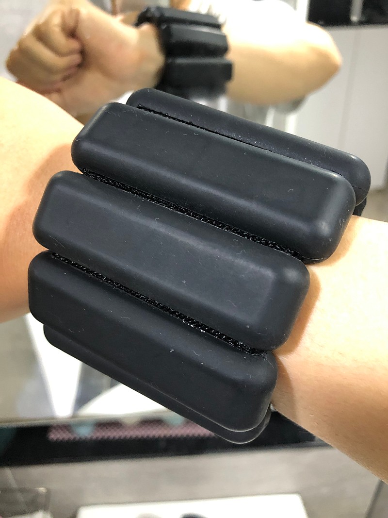 실리콘중량밴드 손목 발목 모래주머니 블랙2파운드 (1파운드x2개 한세트)
