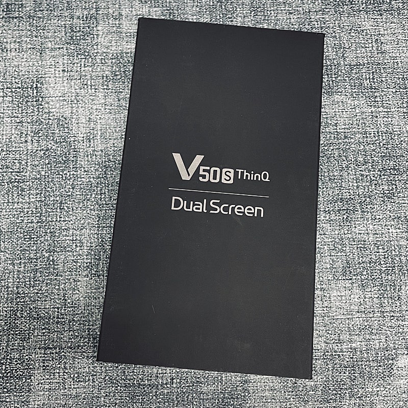 V50S 5G 블랙색상 256용량 듀얼스크린+미개봉풀박스 49만 판매합니다