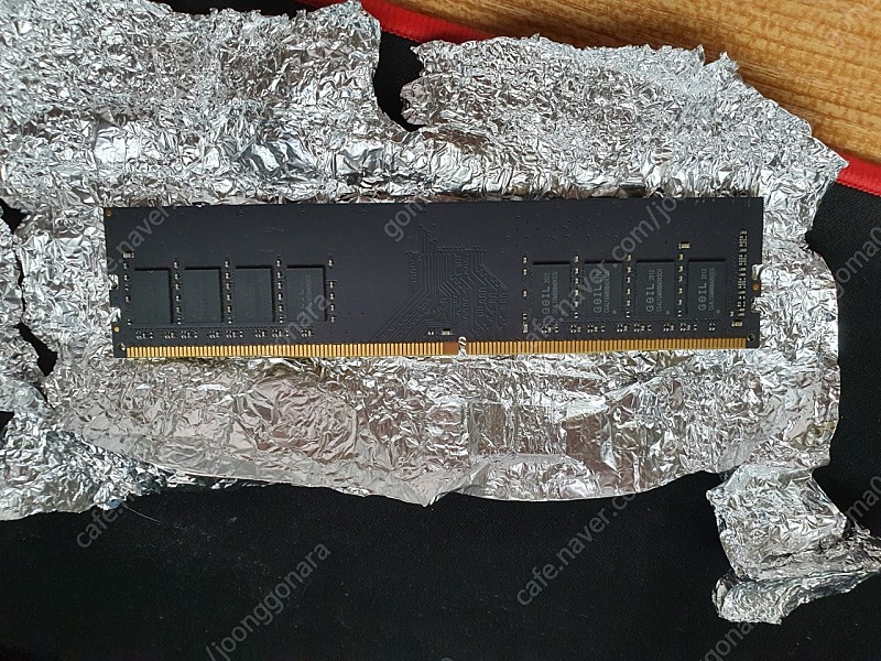 Geil ddr4 3200 (pc4-25600) 8기가 램 판매 합니다.