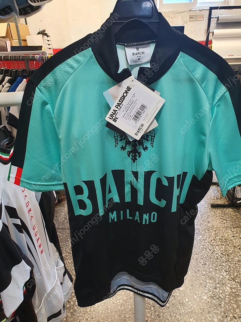 비앙키 밀라노 남성 반팔저지 자전거저지 자전거상의 판매합니다