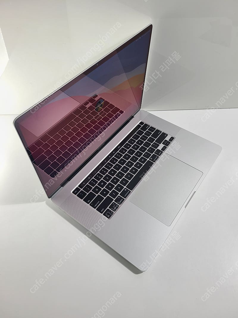[판매]애플 맥북프로 2019 16인치 i9/16GB/1TB 중고맥북 팝니다.