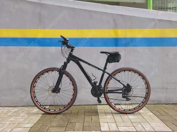 자전거 MTB 샌드스톤 3.0D 무광블랙 거의 새제품 급매 합니다.