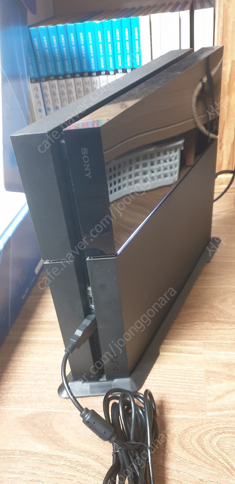 PS4 1005A 500GB, 추가패드, 호리 패드, 타이틀2개, 충전거치대 외