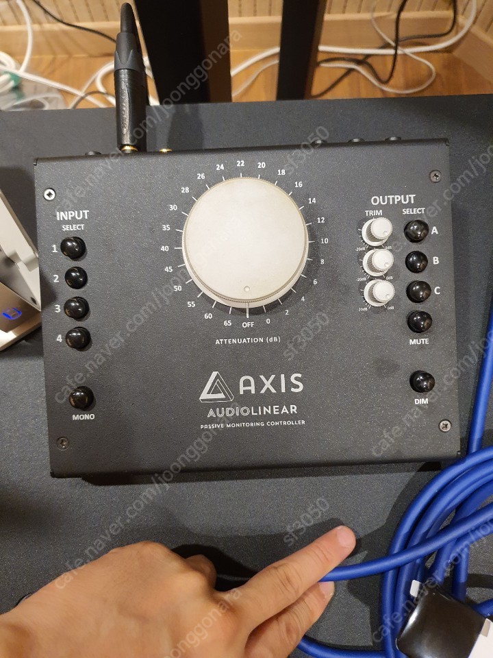 AudioLinear AXIS 패시브 모니터 컨트롤러 판매합니다.