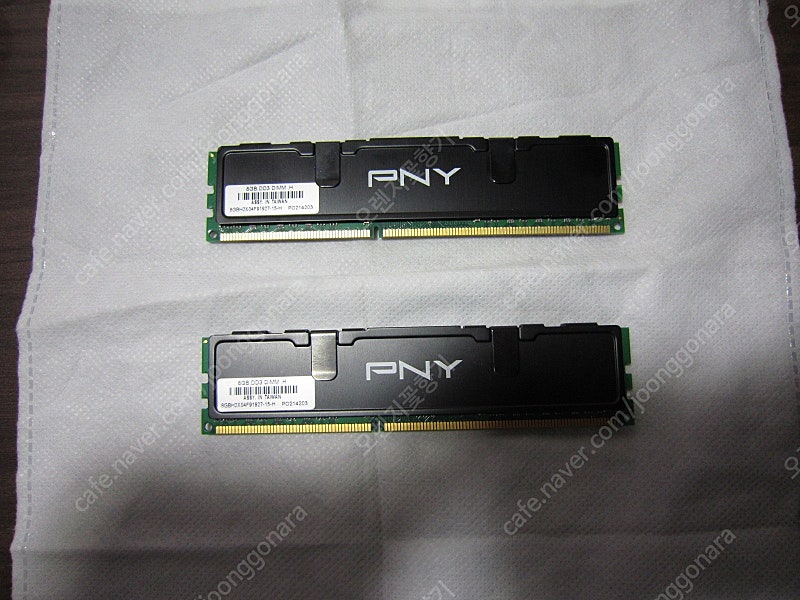 DDR3 PC3-14900 8G 램 RAM 2개 팝니다.(데스크탑용)