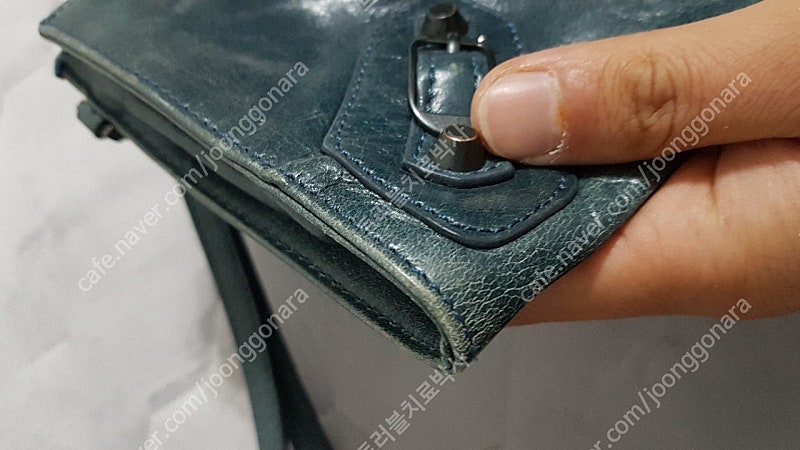 정품 발렌시아가 모터 클러치백--8