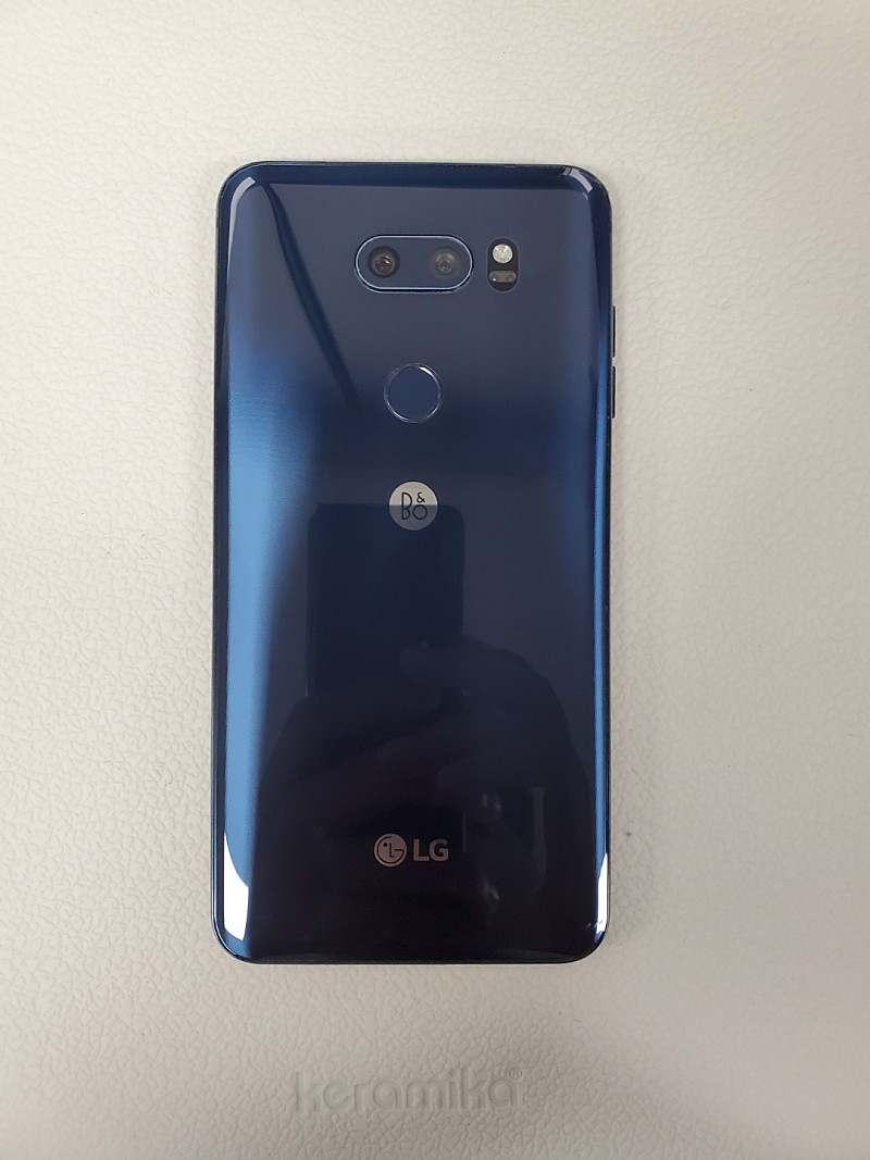 LGV30 64기가 블루 핸드폰상태굿 5만원 판매