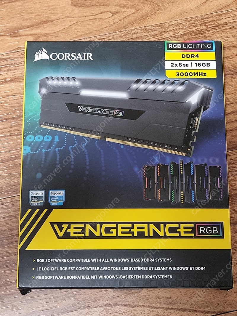 DDR4 RAM 16G 커세어 vengeance RGB 2 x 8g 3000mhz cl16 팝니다.