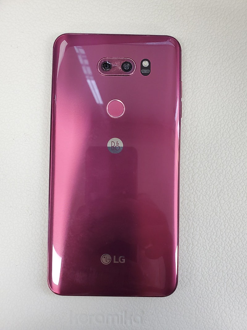LGV30 64기가 레드 상태좋은폰 4만원 판매