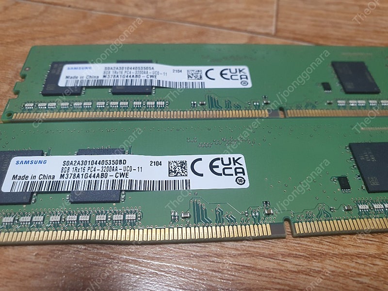 삼성 DDR4 8gb 램(RAM) 2장 판매합니다. (PC4-25600 / 3200Mhz)