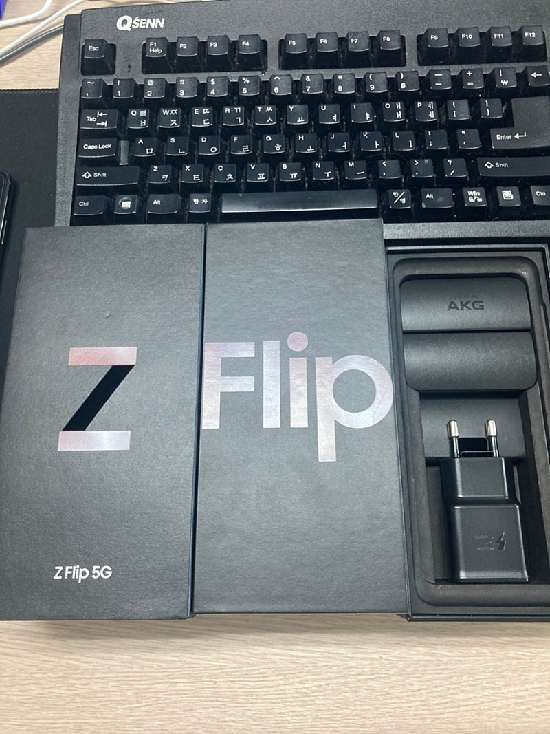 부산 Z제트플립2 ZFLIP2 브론즈 풀박스 21년7월개통