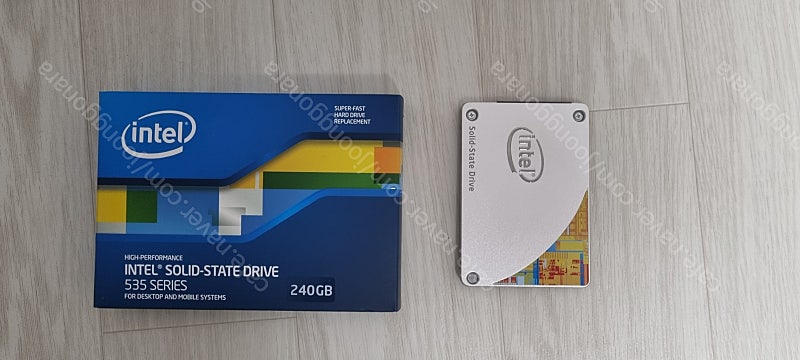 [판매] 인텔 Series 535 240GB SSD 풀박스