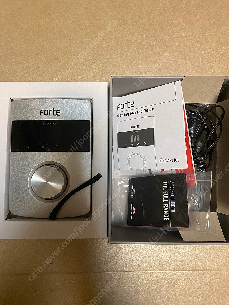Focusrite Forte 포커스라이 포르테 오디오인터페이스 팝니다.
