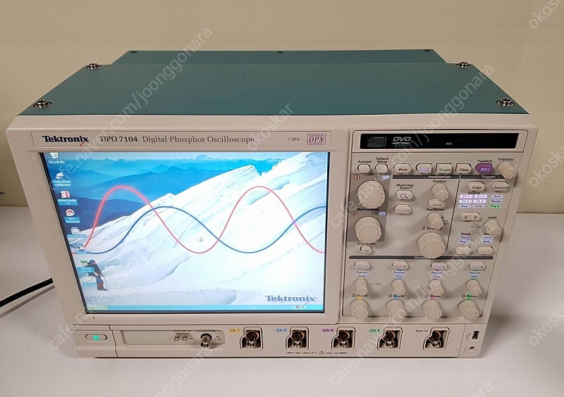 Tektronix DPO7104 1GHz Digital...--0