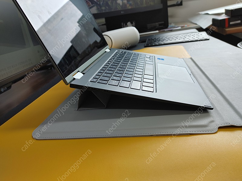 노트북 스탠딩 파우치 14~16인치 공용 그레이 블랙 브라운 미개봉 새 제품