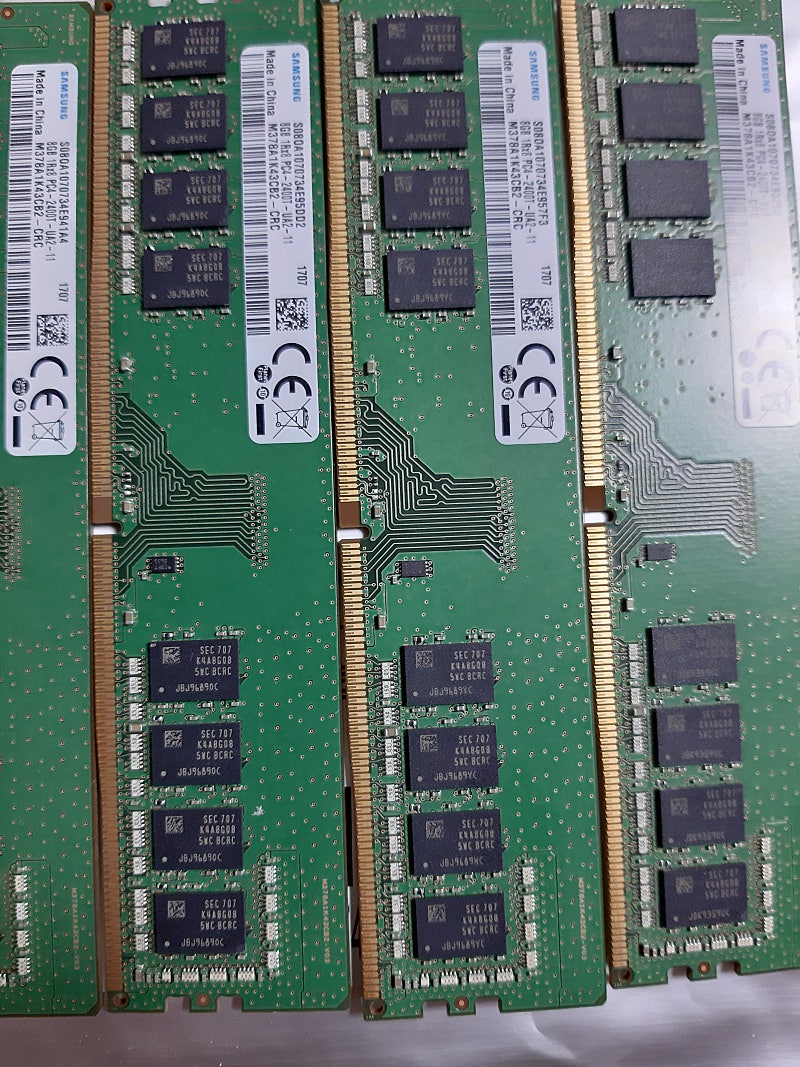 삼성 ddr4 2400 8g램 팝니다