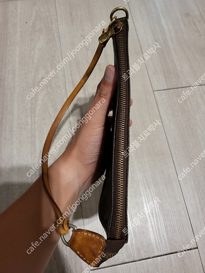 정품 루이비통 모노그램 포쉐트 악세수아 파우치--3