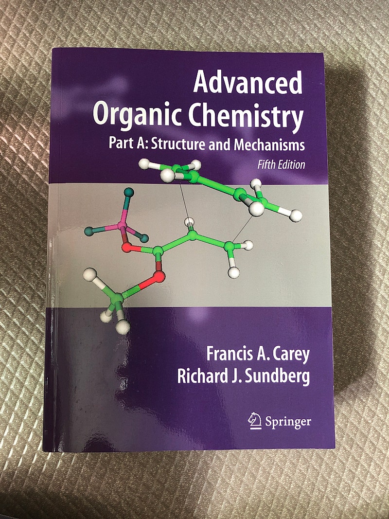 고급유기화학 파트 A:구조와 매커니즘 5판 원서 판매합니다
