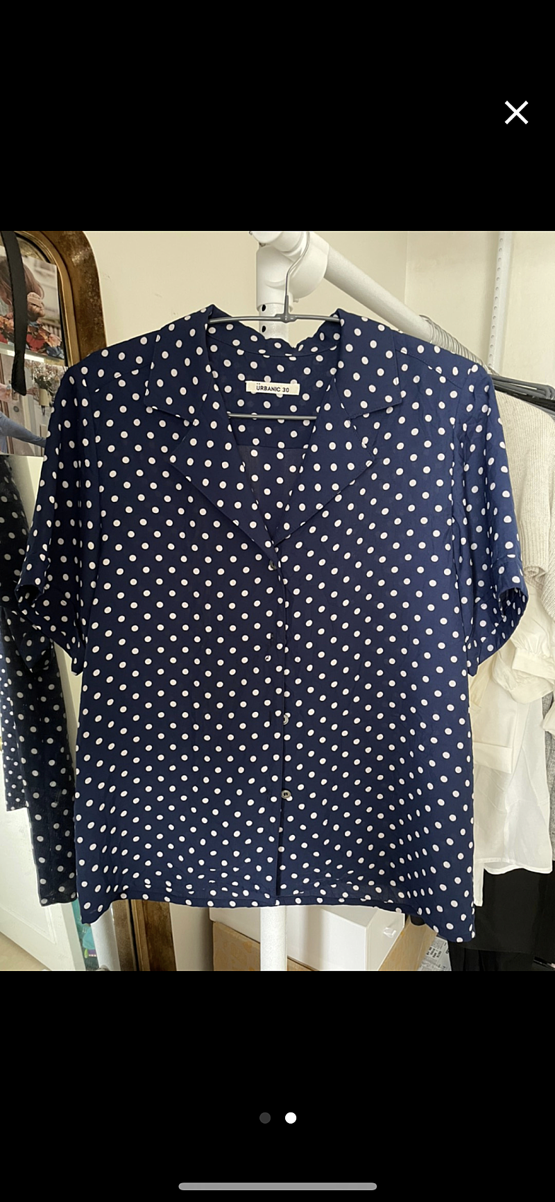 Urbanic30 dot blouse