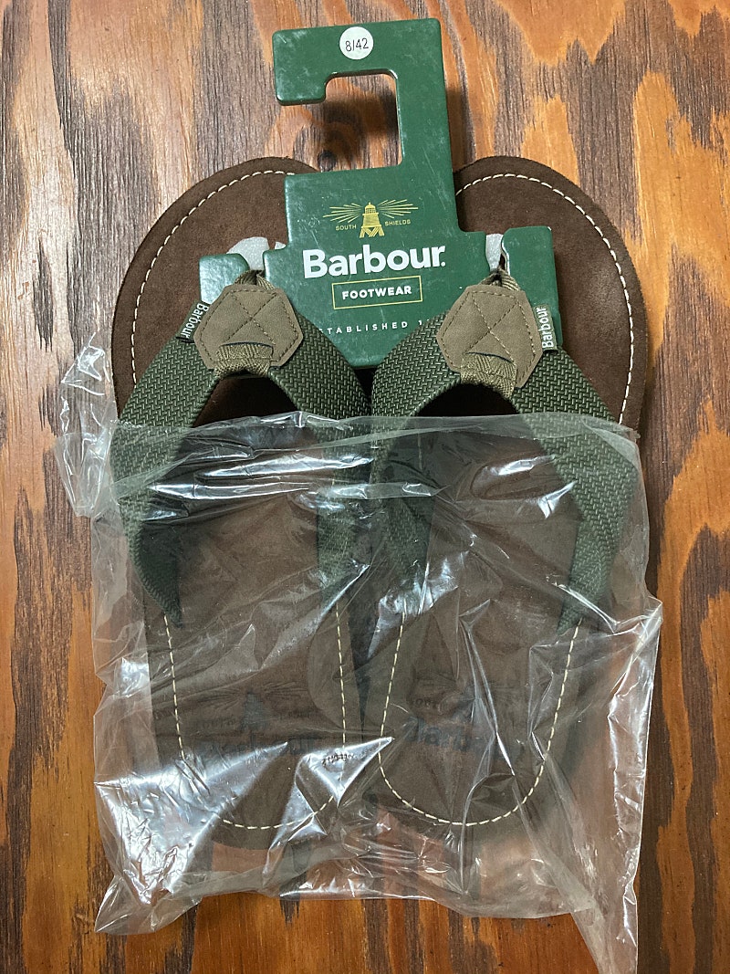 barbour(바버) 슬리퍼 uk8 새상품 팝니다.