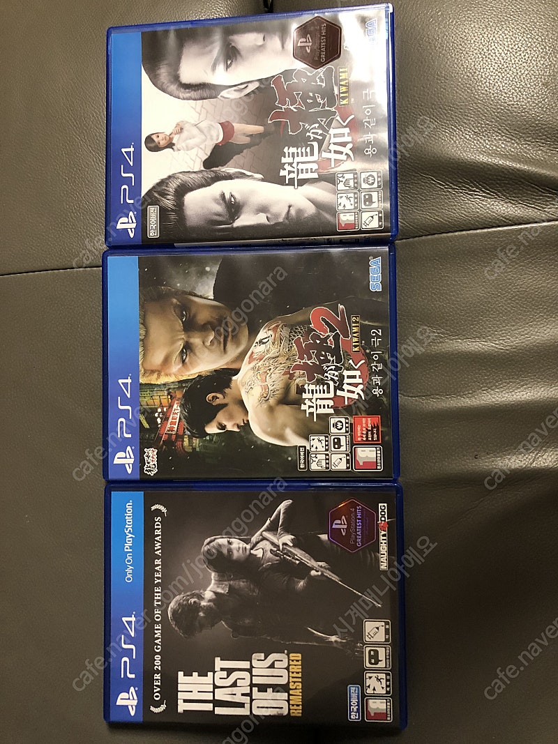 Ps4 용과 같이 극1,2 , The last of us 판매