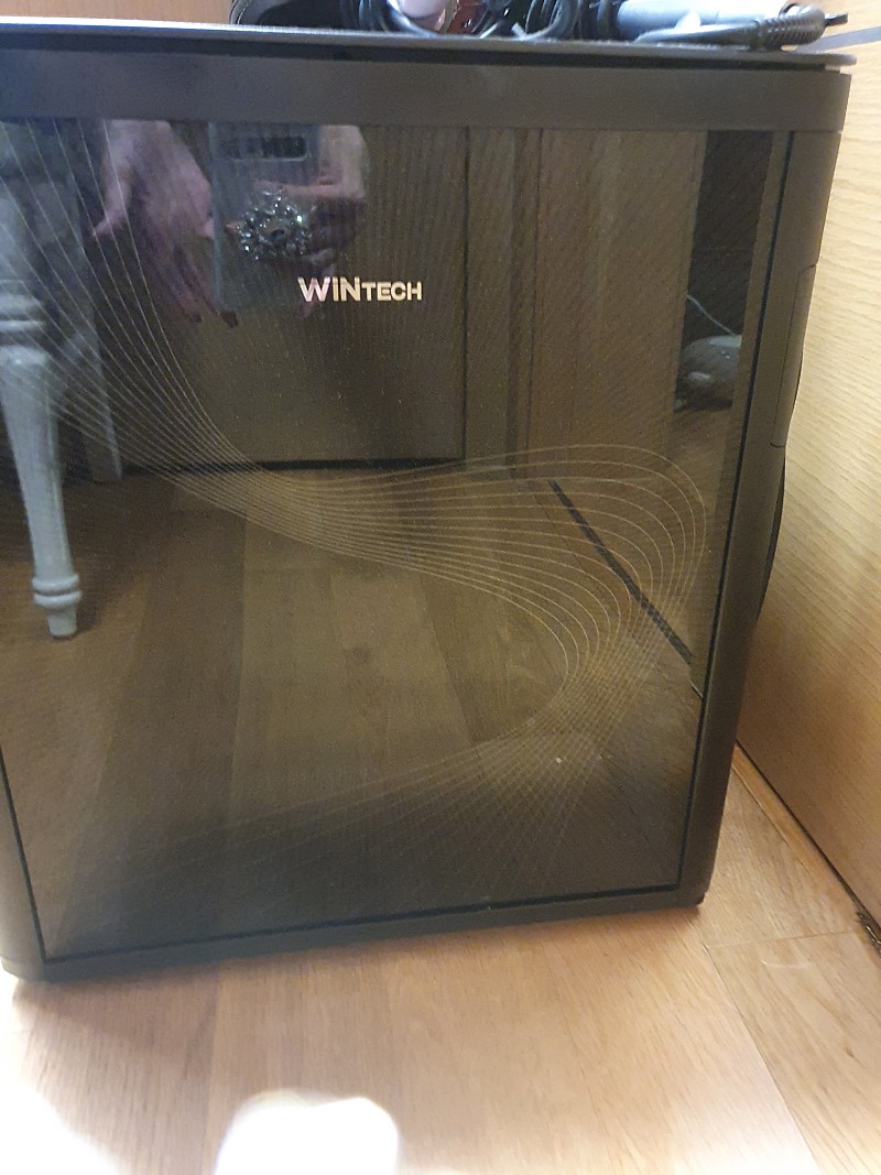 wintech 화장품 냉장고