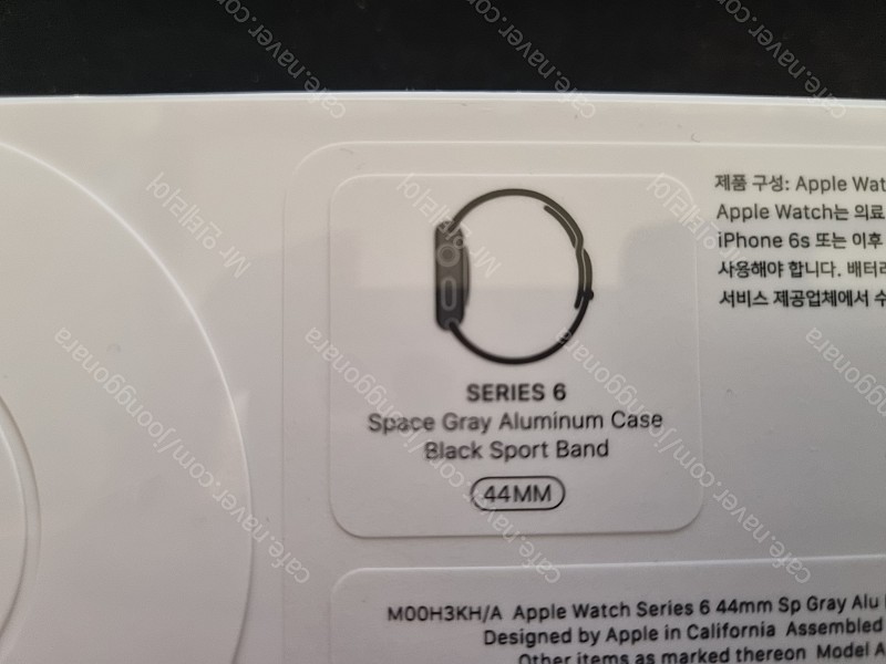 [미개봉]애플워치6 44mm 스페이스그레이 알미늄 GPS 블랙스포츠밴드