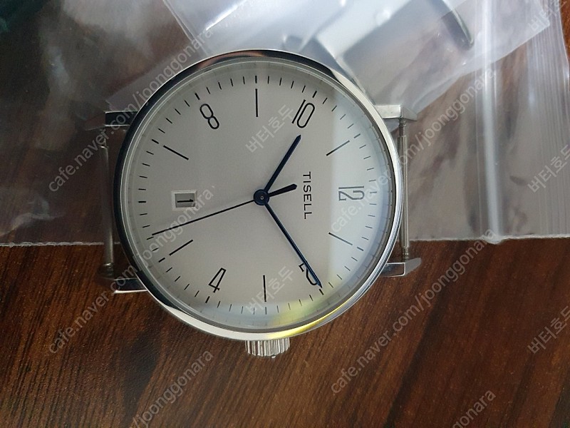티셀 바우하우스 오토매틱 시계