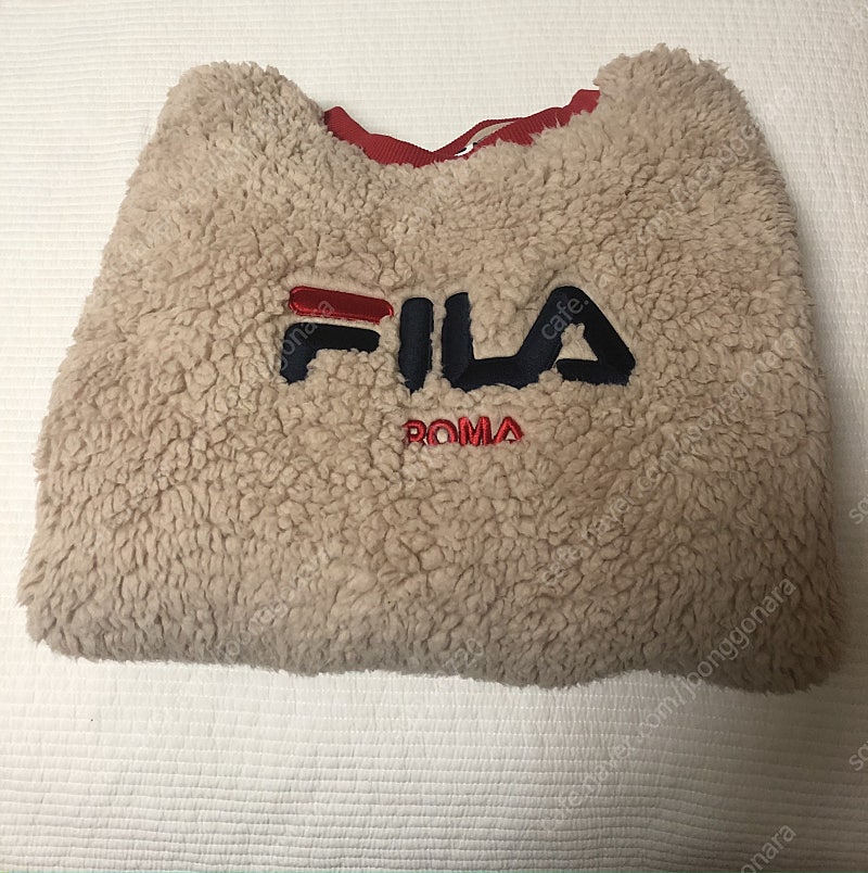 휠라 fila 보아털 오버핏 맨투맨 M사이즈