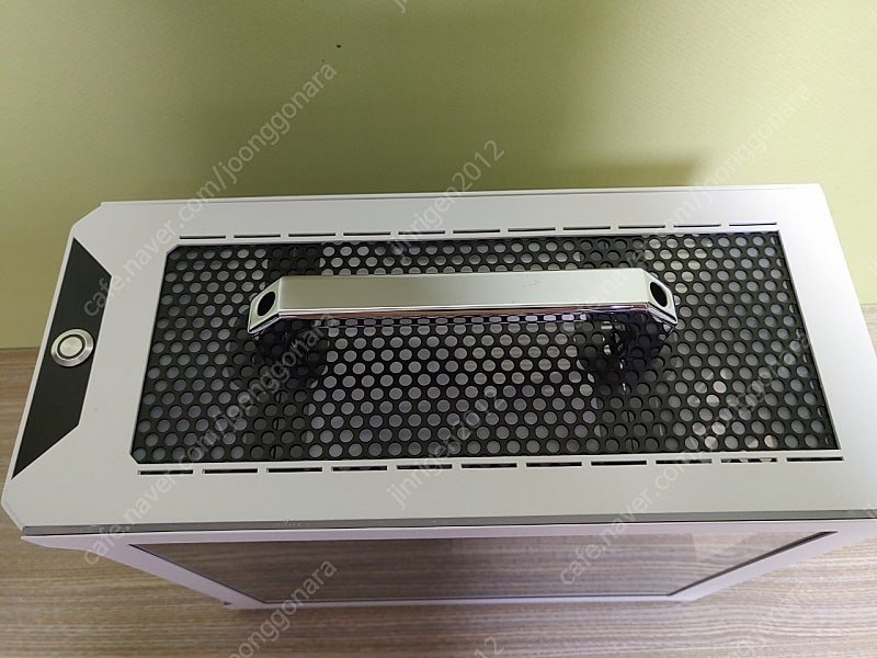 Sliger SM580 White ITX 케이스 판매합...--4