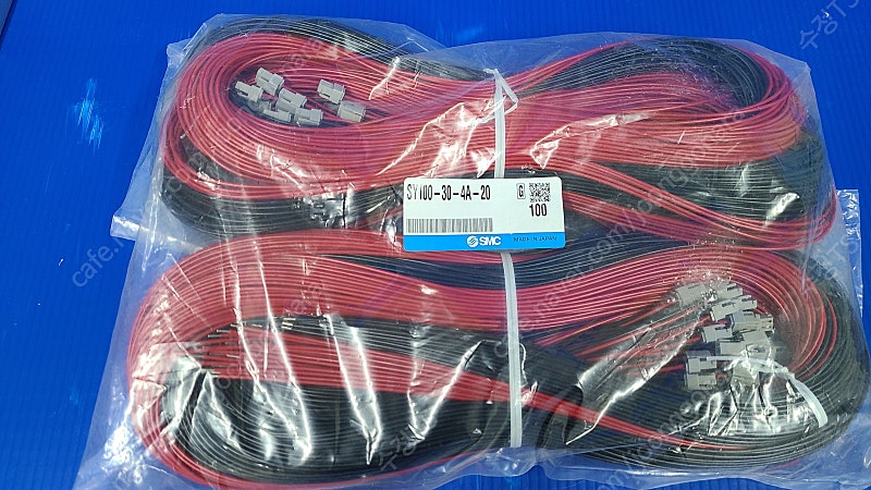 SMC SY100-30-4A 솔레노이드 밸브 플러그 케...--5
