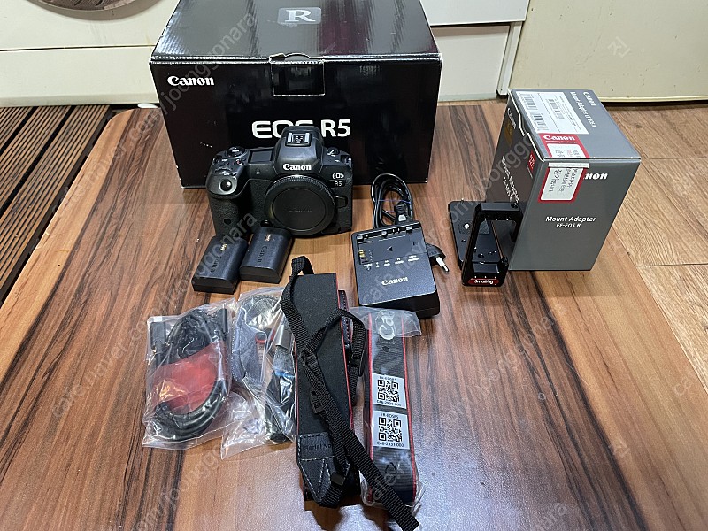 [판매]EOS R5 + EF-EOS R MOUNT + RF 15-35mm F2.8L IS USM