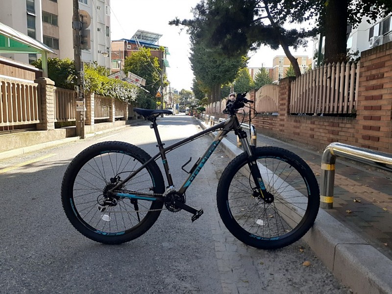 [새 자전거] 폴리곤 프리미어4 입문용 MTB 자전거