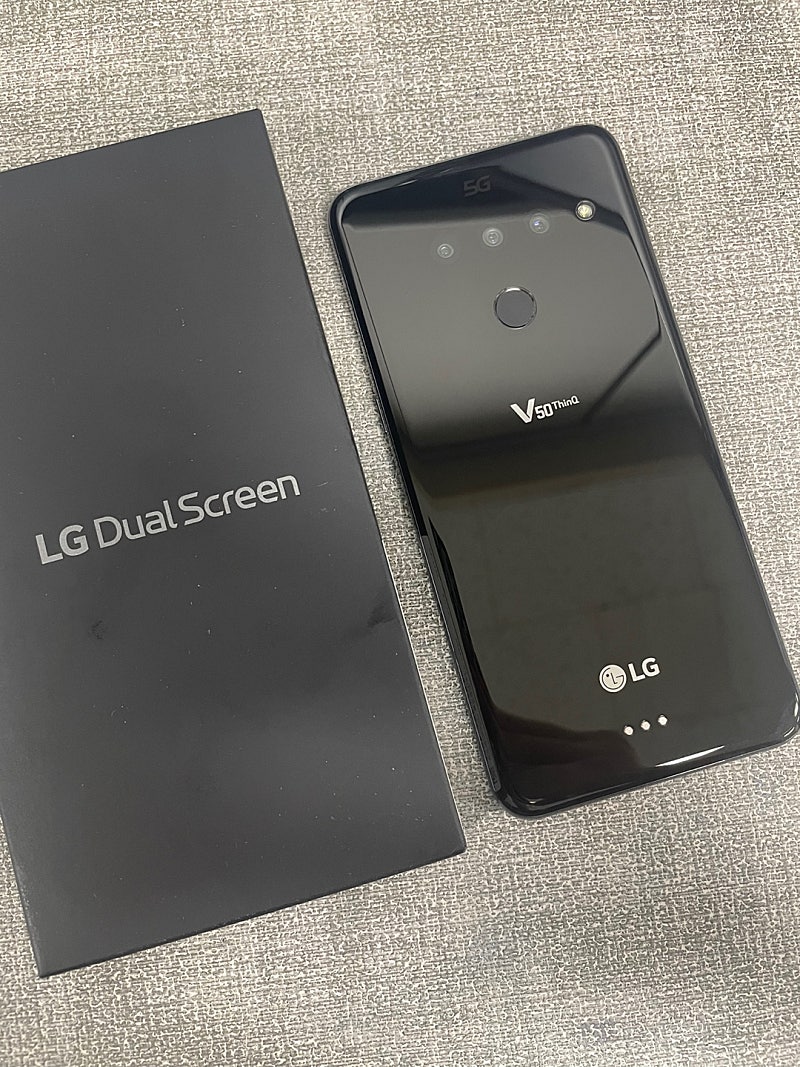 ﻿LG V50 128기가 블랙 듀얼스크린미개봉포함 16만원 판매