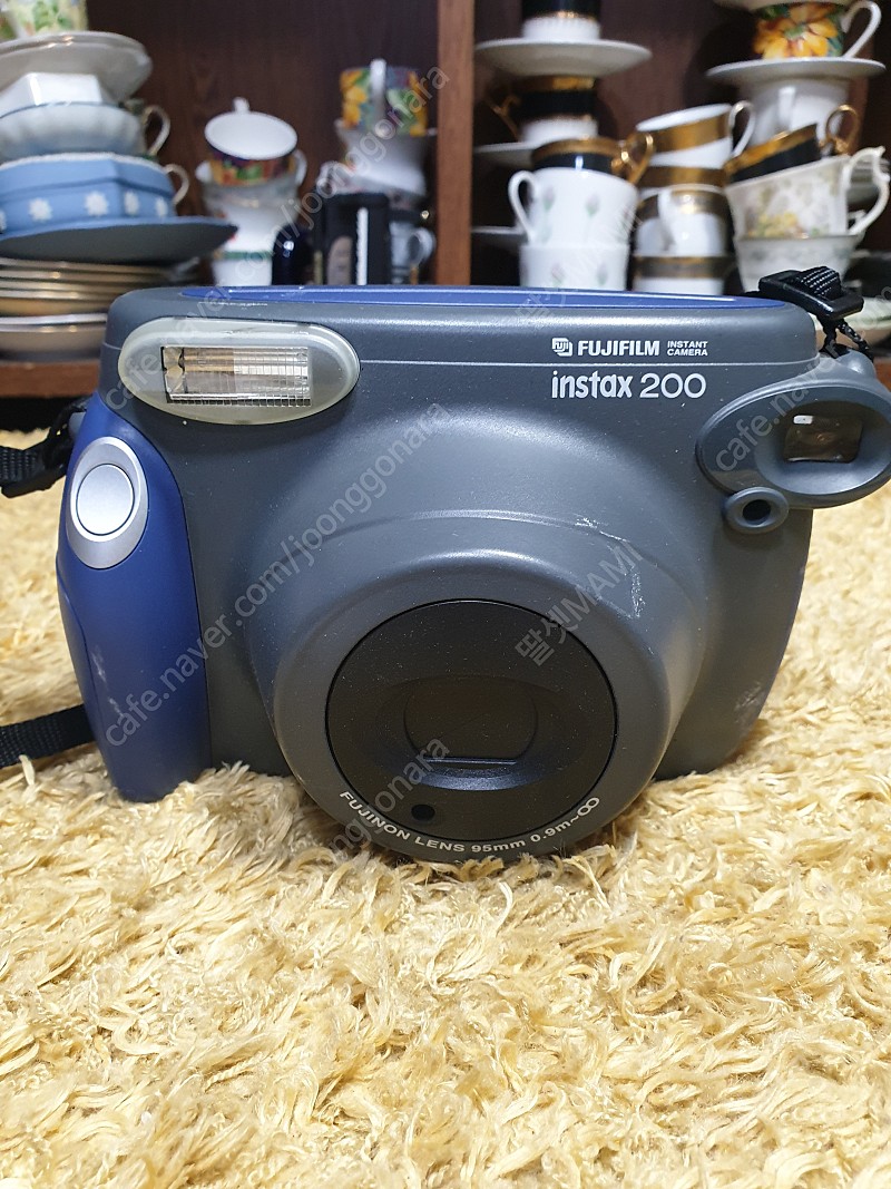 후지필름 INSTAX 200 폴라로이드 카메라