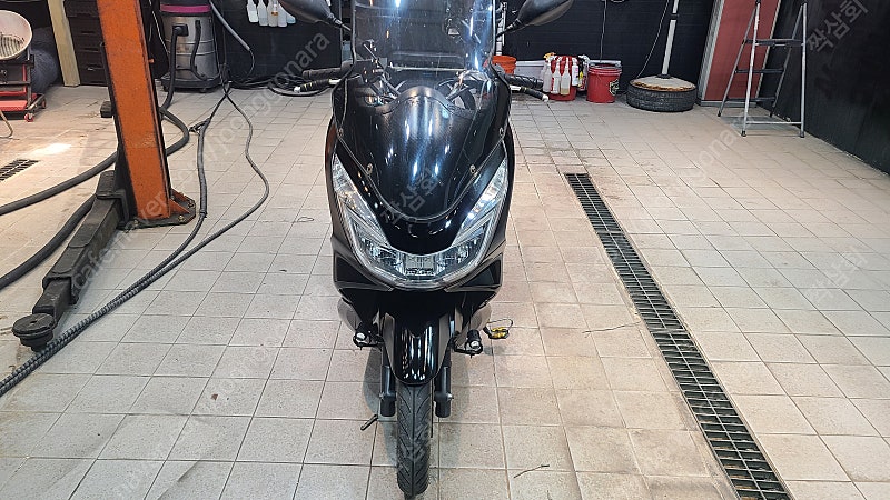 17년식 pcx125 판매합니다