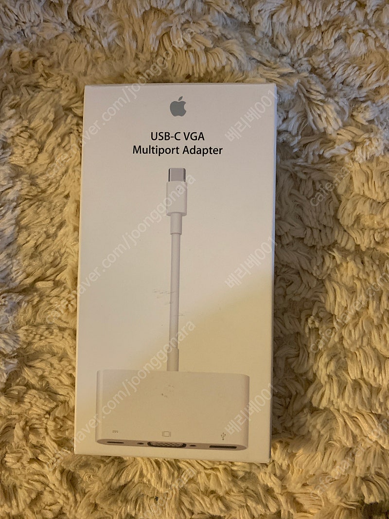 애플 USB-C VGA multiport adapter