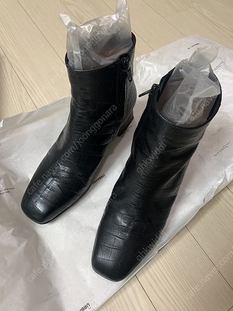 얼바닉30 Ankle Boots (Crocodile Skin) 235