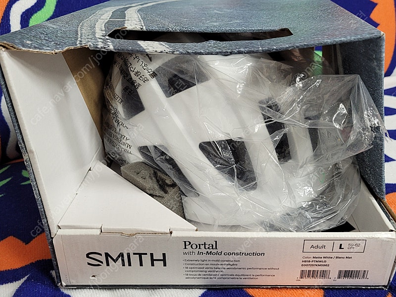 스미스 포탈 헬멧 무광흰색 라지 L 사이즈 판매합니다.