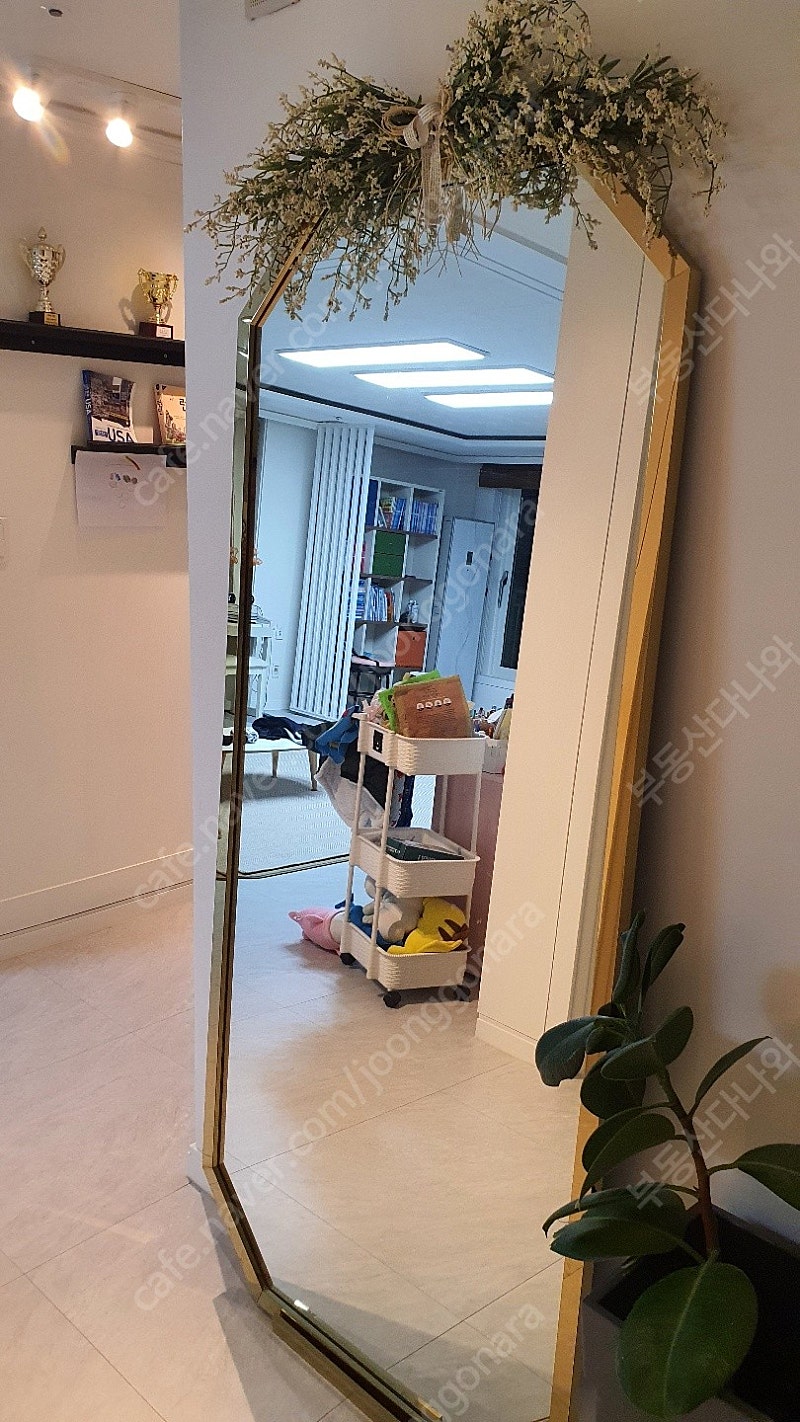 골드프레임 팔각 전신거울 , 옷가게 전신거울 판매합니다...--1