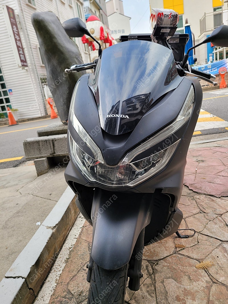 pcx125 33000키로 19년모델 판매합니다