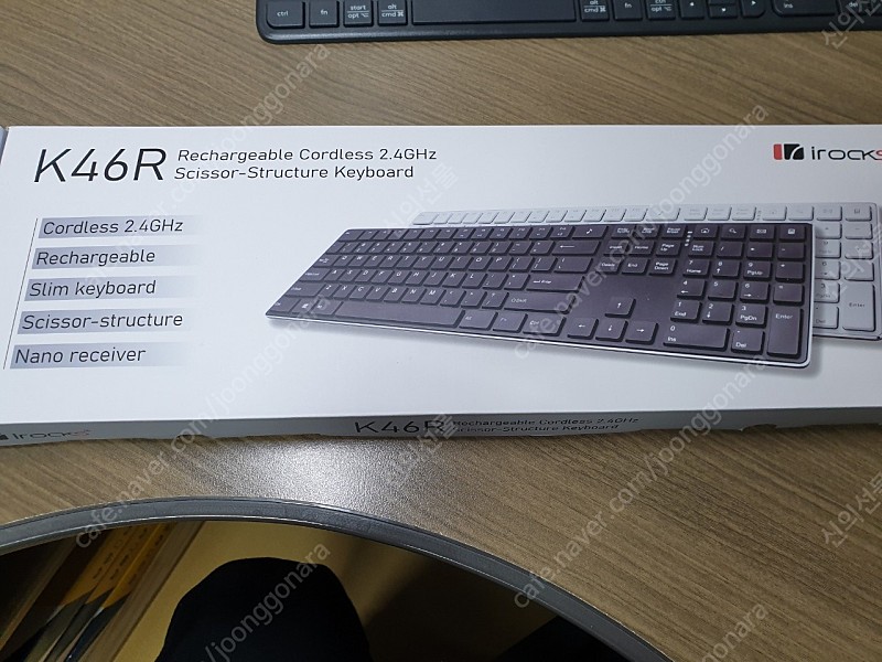 아이락스 IRK46R 무선 펜타그래프 키보드 제품 팝니다. (1주일사용)