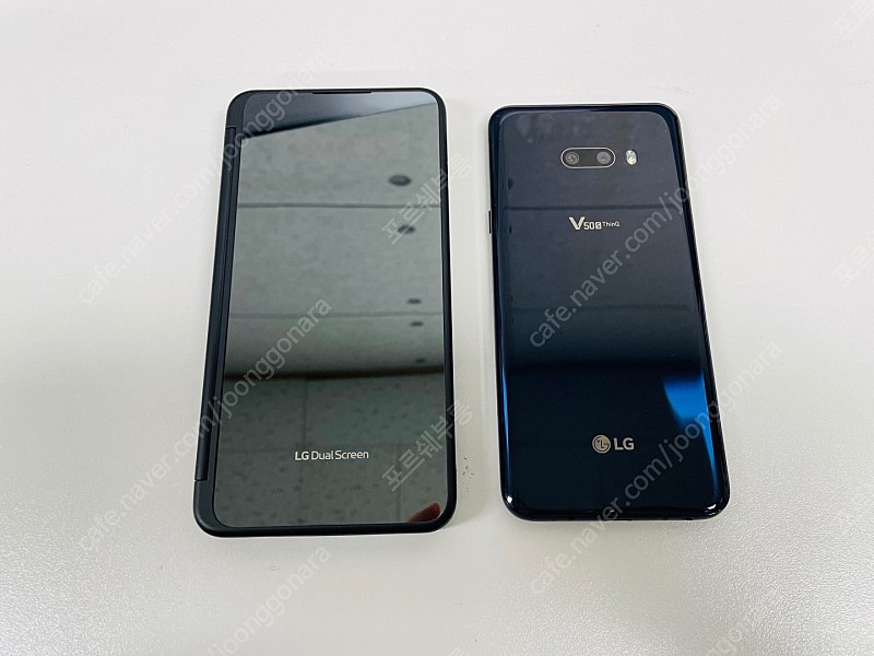 LG V50S 256G 블랙 20년 3월개통 듀얼스크린포함 22만원 판매합니다