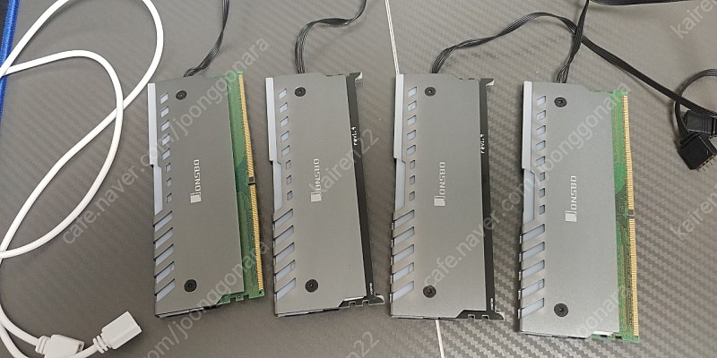 존스보방열판램셋 (DDR4 8g 2 + 더미램 2)