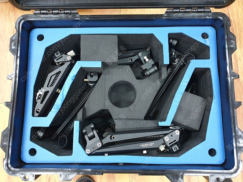 틸타 아머맨2 팝니다 TILTAMAX ARMOR MAN2--3