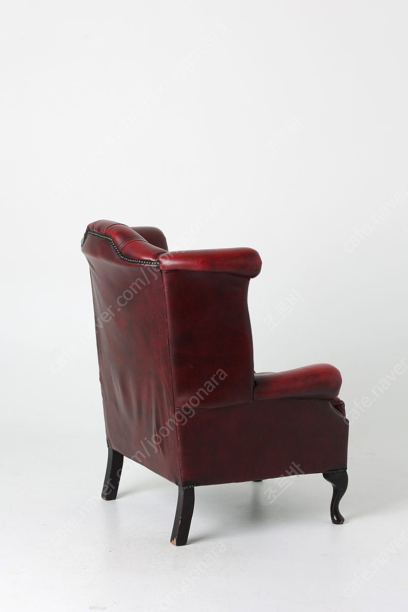 엔틱 체스터필드 1인 소파 (Newby Chair)--4