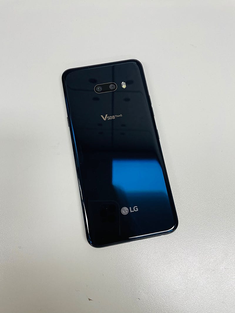 (S급)LGV50S 256G 블랙 20년 10월개통 20만원 판매해요