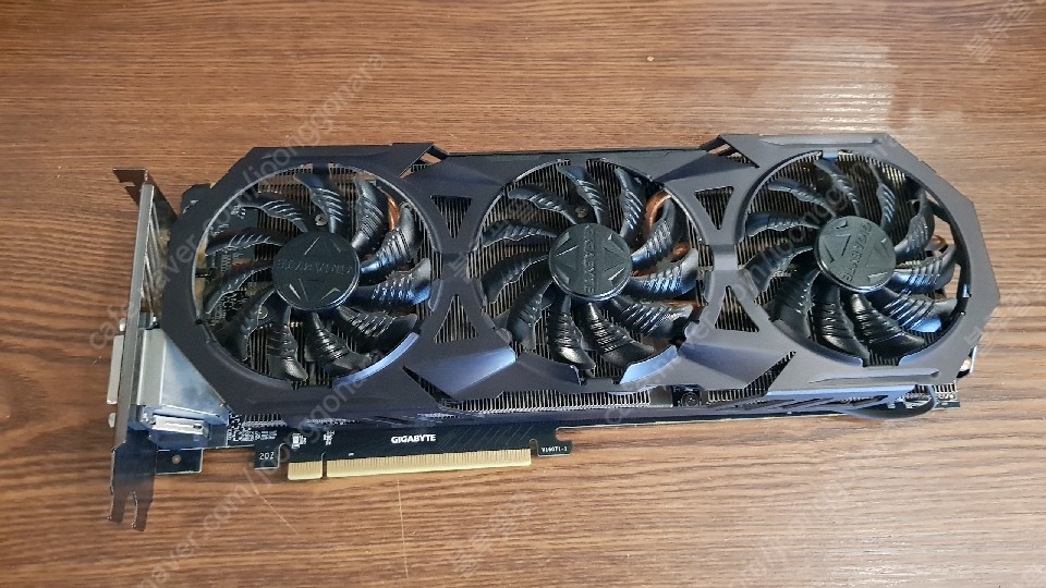 기가바이트 gtx 1070 8gb 팝니다