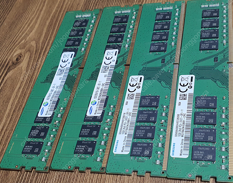 삼성전자 DDR4 16GB * 4ea 팝니다