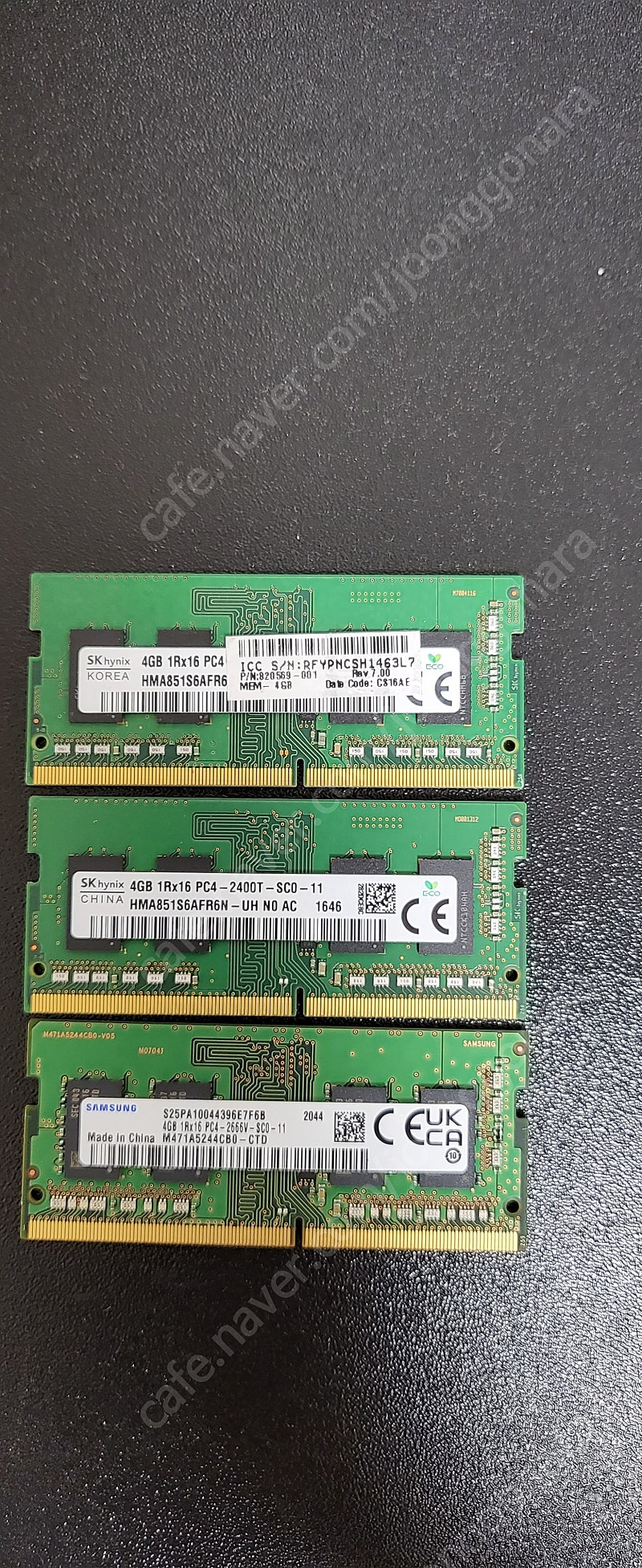 노트북용 DDR4 2400 2EA / 2666 1EA 팝니다.